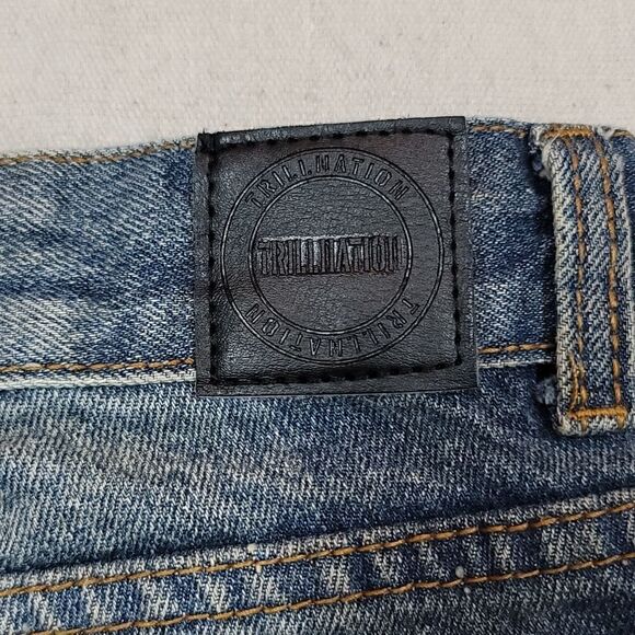 .ens Trill Nation Jean Distressed Shorts - Picture 8 of 12